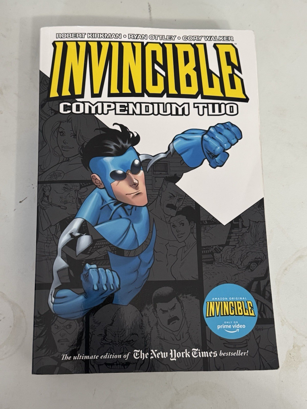 Invincible Compendium Two Vol 2 Robert Kirkman Ottley Walker Image Comics Invincible Compendium Two Vol 2 Robert Kirkman Ottley Walker Image Comics