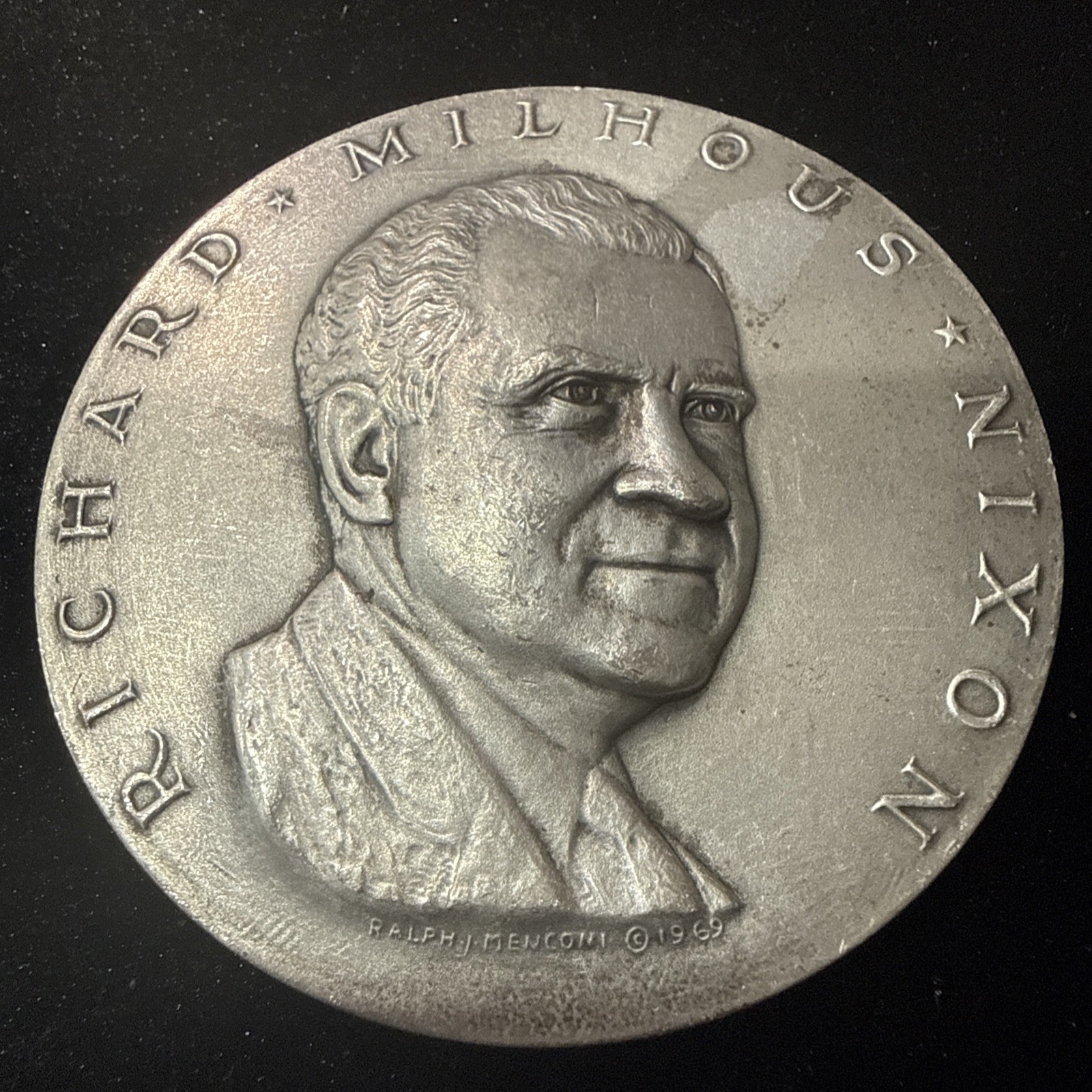 Richard M. Nixon Inauguration 1969 silver .999+ Medallion by Ralph Menconi 