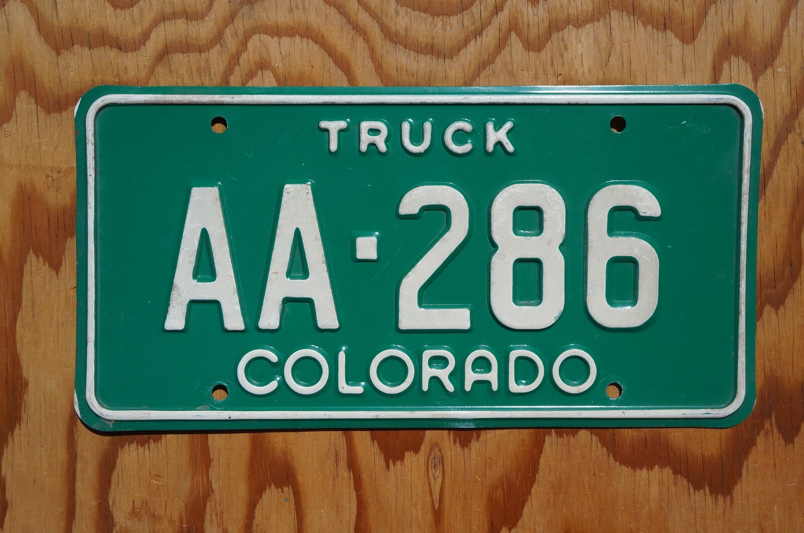 1977 Denver Colorado 1st Series License Plate Low # AA - 286 1977 Denver Colorado 1st Series License Plate Low # AA - 286