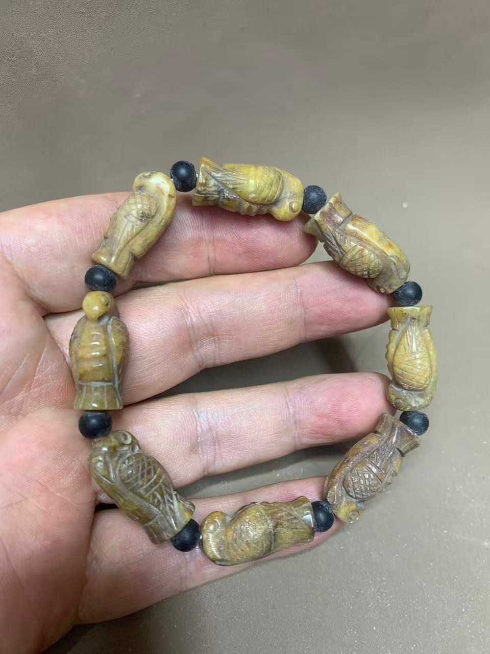 Excellent Rare Chinese Old Jade Hand Carved *Bird* Beads Bracelet Excellent Rare Chinese Old Jade Hand Carved *Bird* Beads Bracelet