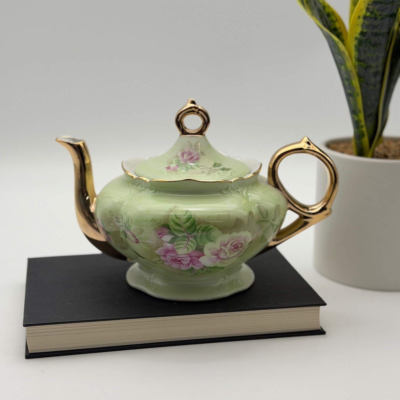 Vintage Lefton China Hand Painted Pink Rose Teapot 05857 Green Gold Trim Vintage Lefton China Hand Painted Pink Rose Teapot 05857 Green Gold Trim