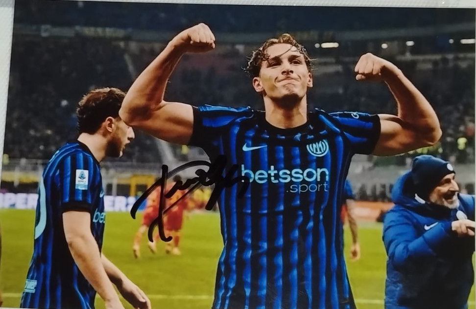 AUTOGRAPH FRANCESCO PIO EXPOSED FC INTER MILAN PHOTO HAND SIGNED SERIES A 2025/26 AUTOGRAPH FRANCESCO PIO EXPOSED FC INTER MILAN PHOTO HAND SIGNED SERIES A 2025/26