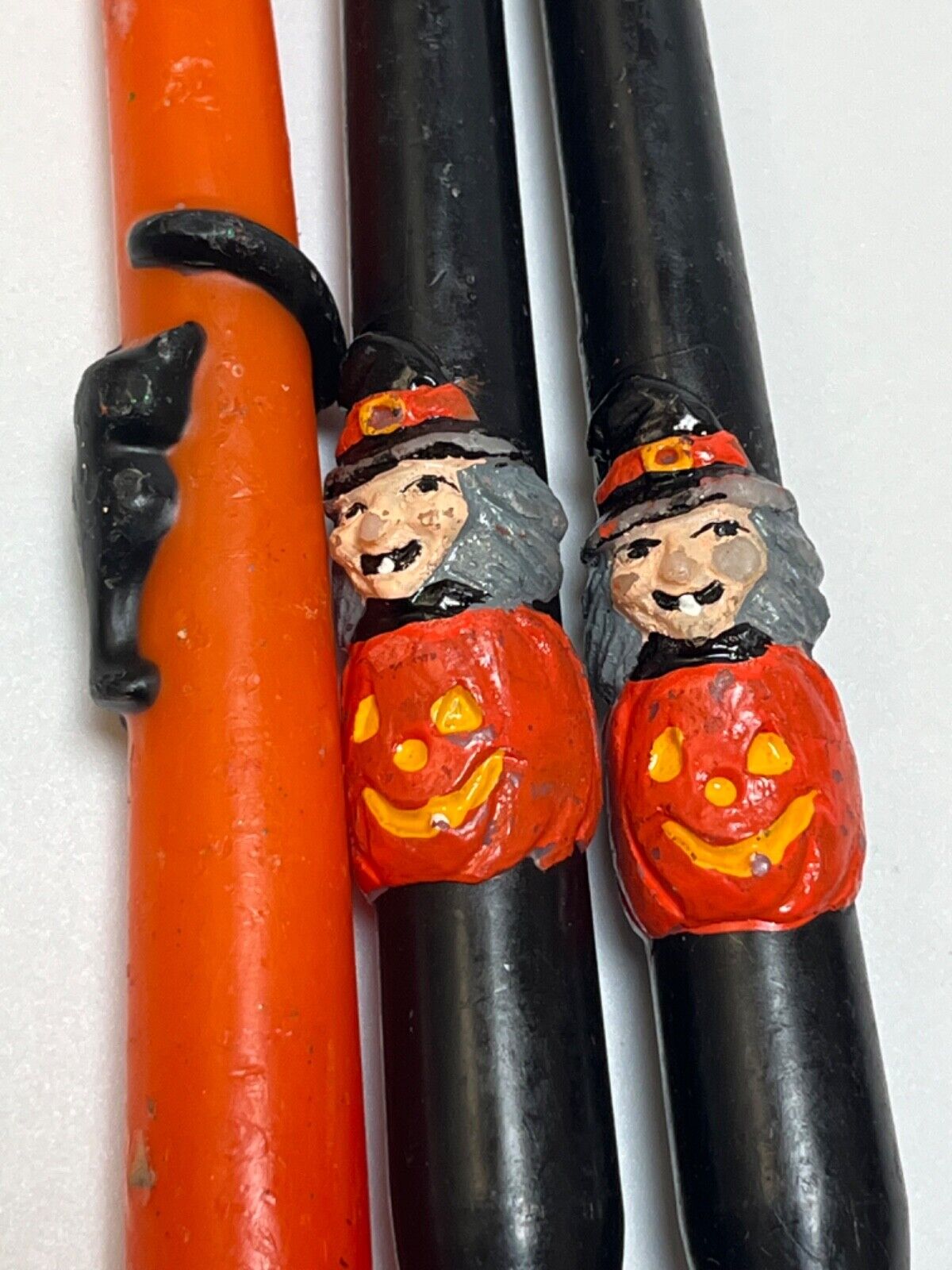 Lot of 3 Vintage Halloween Novelty Taper Candles  - 2 Witches + Black Cat 10\