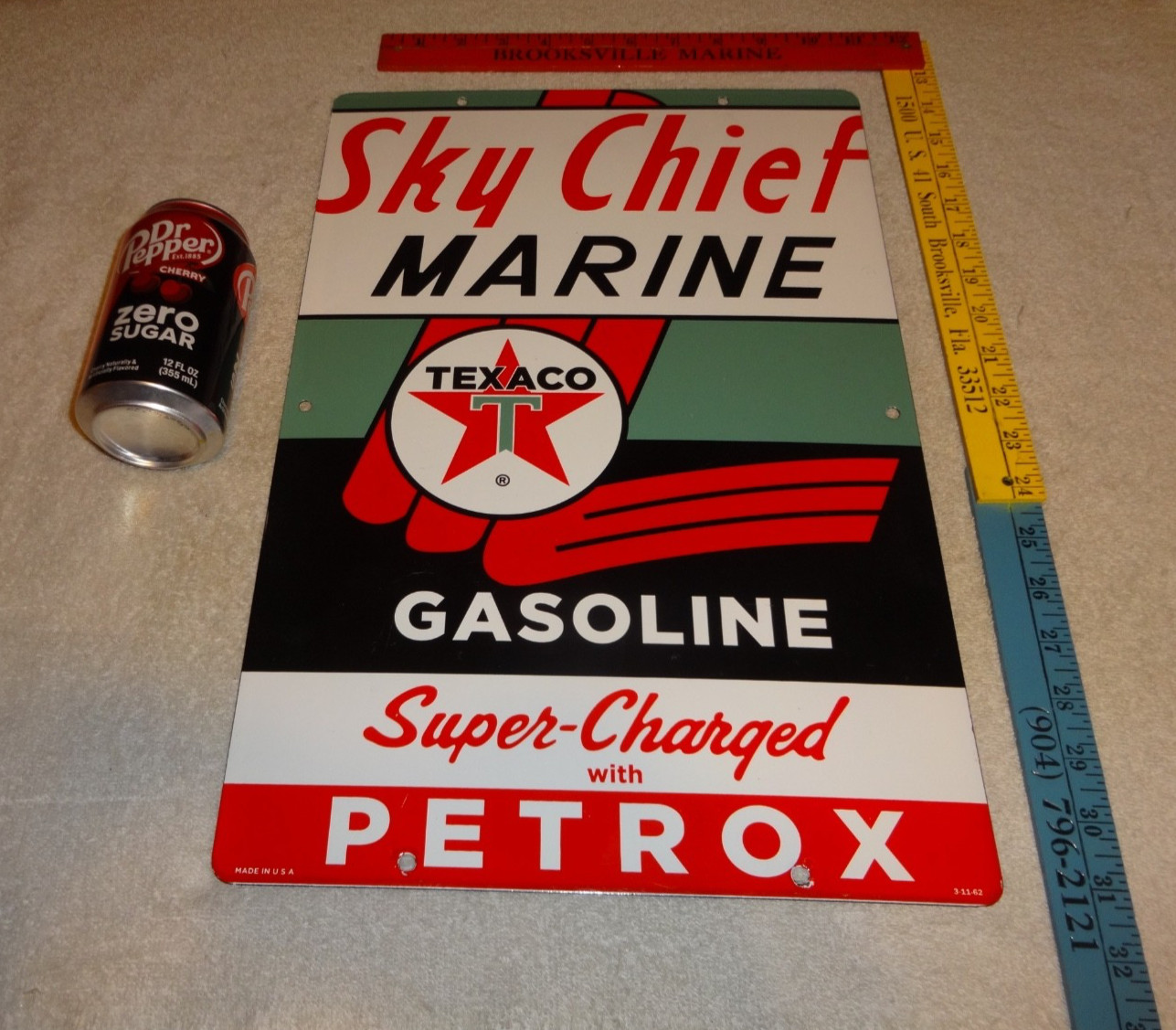 VINTAGE 1962 TEXACO SKY CHIEF MARINE GASOLINE 18" X 12" PORCELAIN METAL OIL SIGN VINTAGE 1962 TEXACO SKY CHIEF MARINE GASOLINE 18" X 12" PORCELAIN METAL OIL SIGN