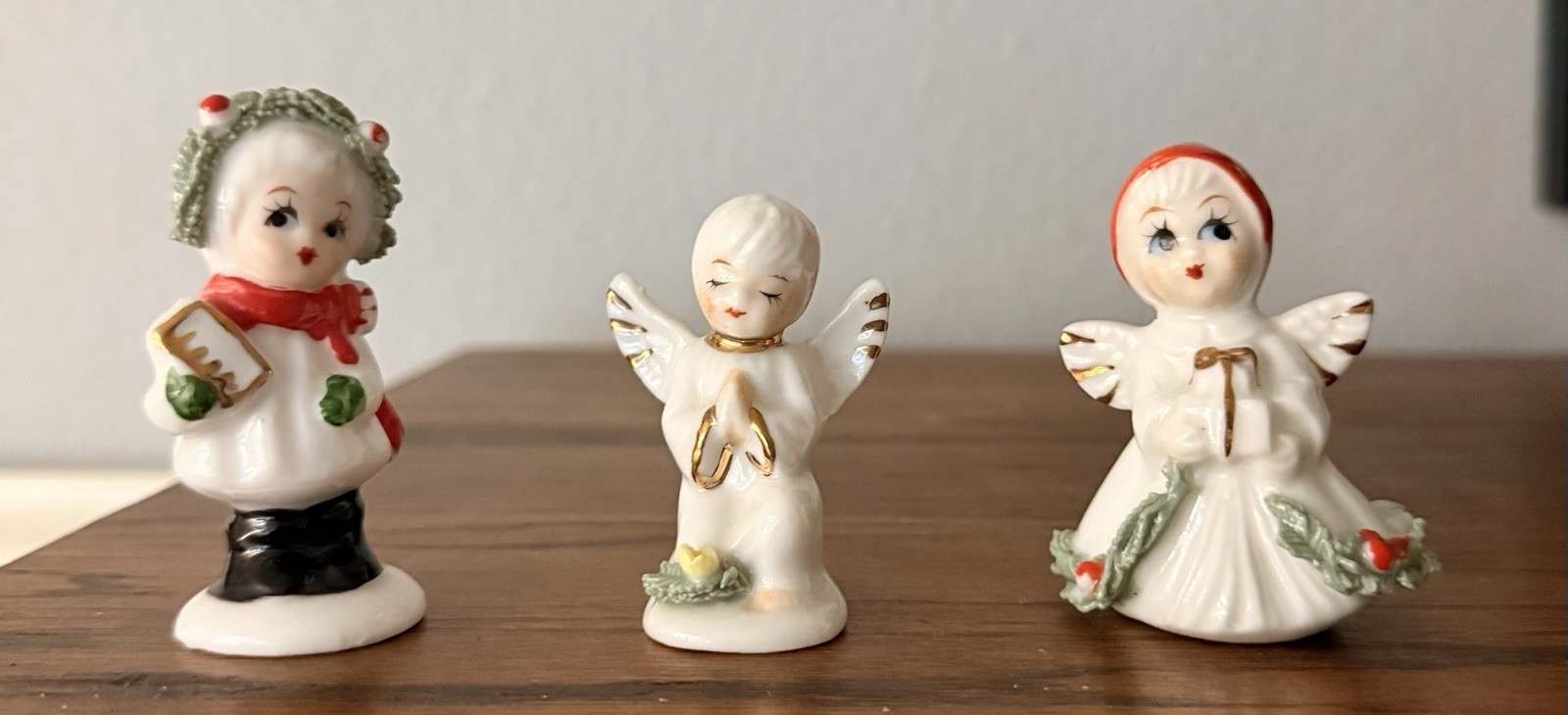 Vintage Napco Mini Christmas Angels Figurines 2” Spaghetti Trim x 3 Vintage Napco Mini Christmas Angels Figurines 2” Spaghetti Trim x 3