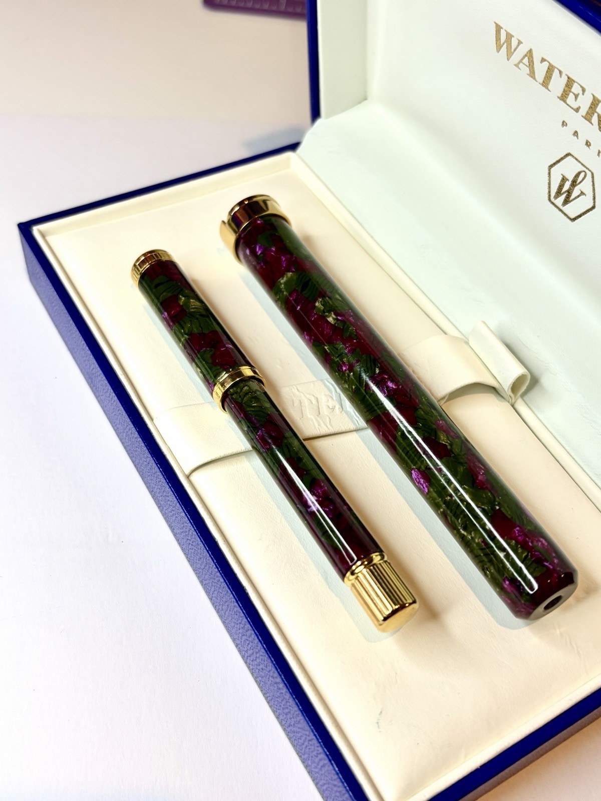 Waterman Lady Agathe Fountain Pen 18k Gold (F) 1990's Green/Purple Marble BOXED Waterman Lady Agathe Fountain Pen 18k Gold (F) 1990's Green/Purple Marble BOXED