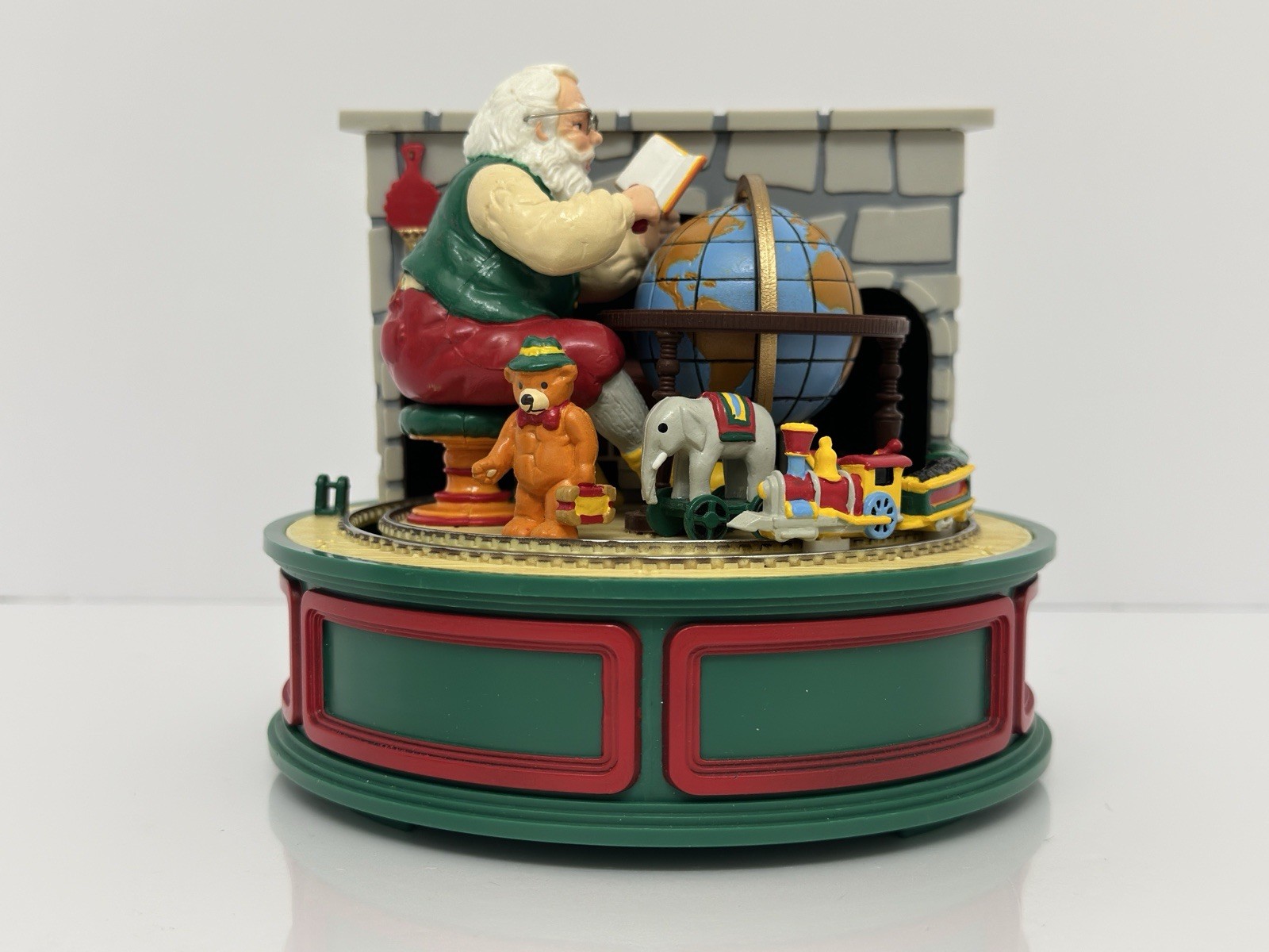 Vintage 1989 Willits Designs Animated Musical Santa Train Box 32001 Working CIB