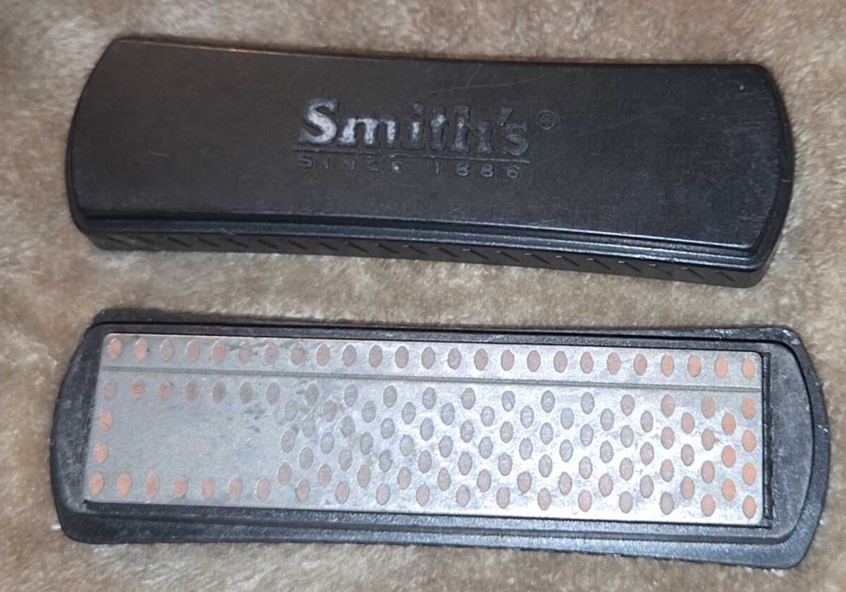 Smith's Sharpening Stone Knife Sharpener 4"  Whetstone Tool