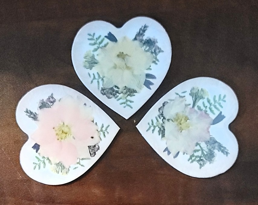 Vintage Embossed 2" x 2" Heart-Shaped Flower Kitchen Refrigerator Magnets - 3/pk Vintage Embossed 2" x 2" Heart-Shaped Flower Kitchen Refrigerator Magnets - 3/pk