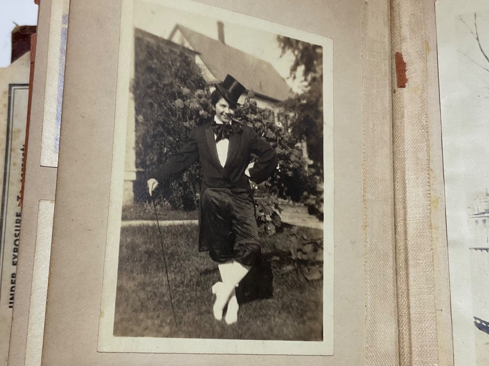 Antique 1910s 1920s Family Photo Album Original Snapshots Fashion Americana Antique 1910s 1920s Family Photo Album Original Snapshots Fashion Americana