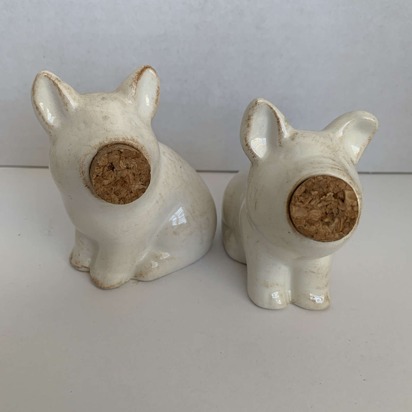 Rustic Pigs Cork Snout Salt and Pepper Shaker Set Rustic Pigs Cork Snout Salt and Pepper Shaker Set