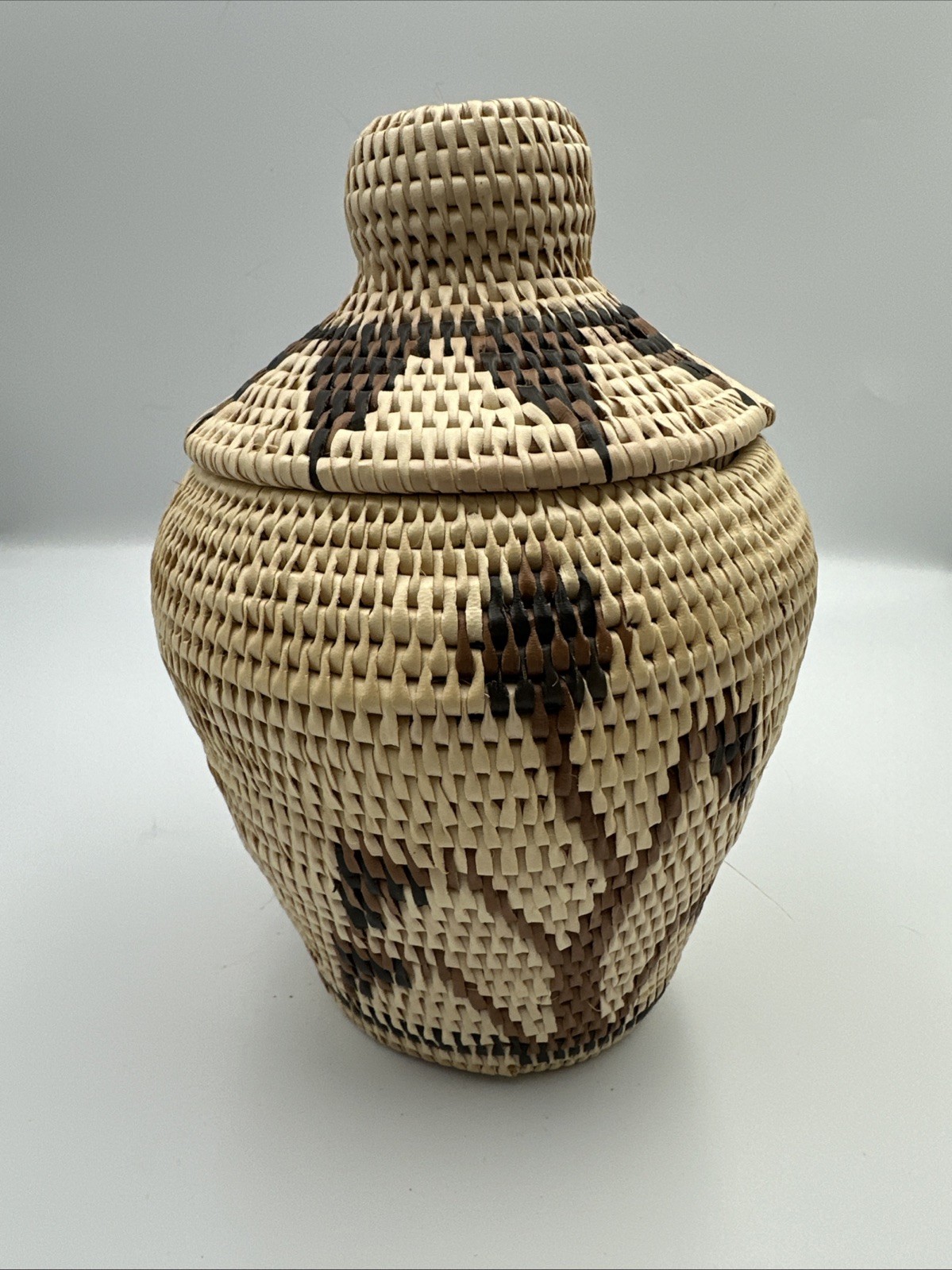 Vintage Coiled Lidded Handwoven Raffia Basket African Tribal 9” Decorative Vintage Coiled Lidded Handwoven Raffia Basket African Tribal 9” Decorative
