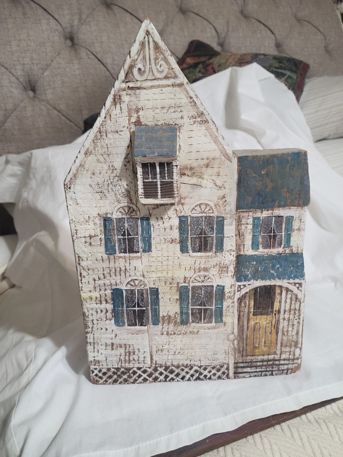 Vntg Homemade Wood House/Hand Painted 14"Ht × 1 1/2"×" Vntg Homemade Wood House/Hand Painted 14"Ht × 1 1/2"×"
