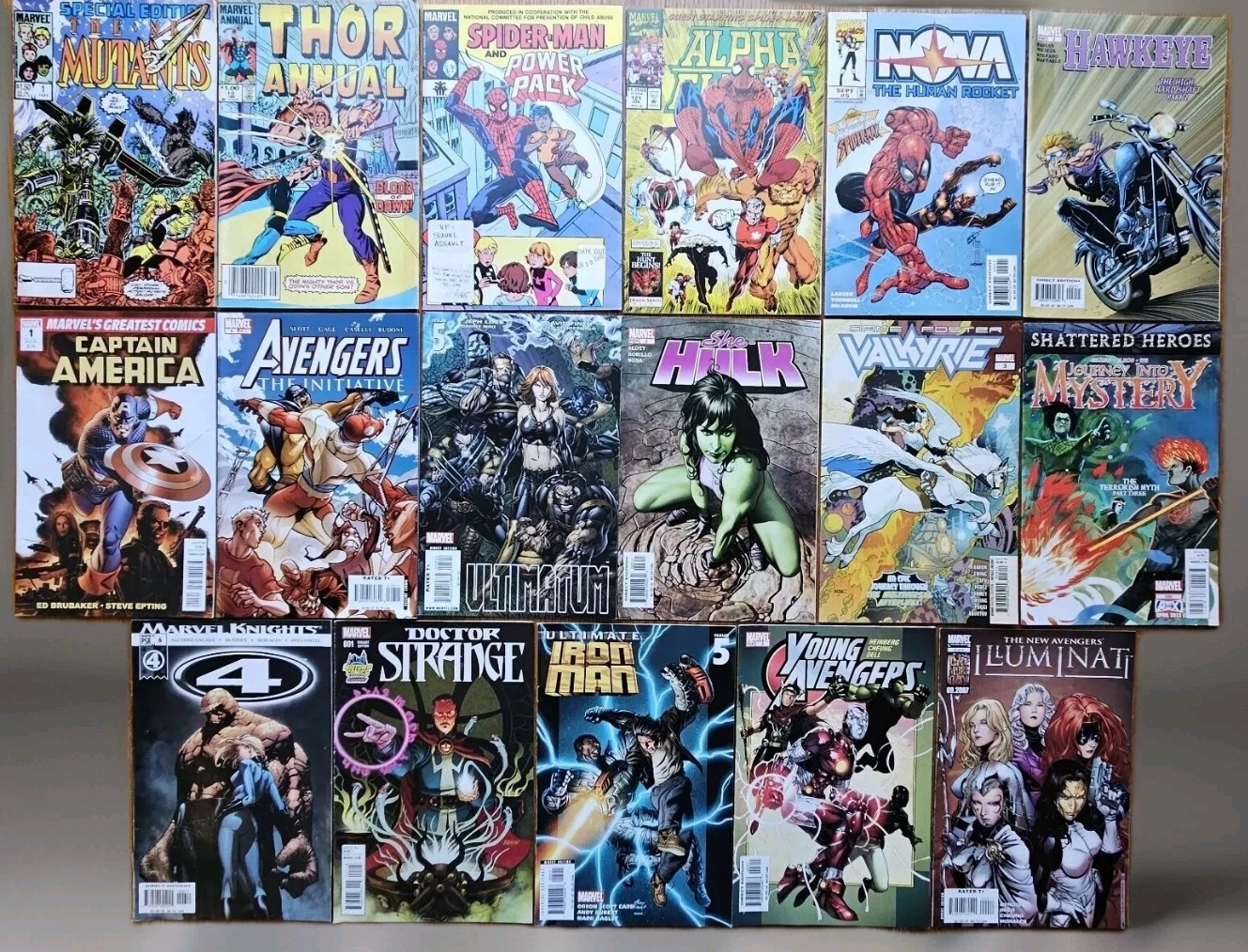 Huge Mixed Vtg Modern Lot Of 17 Marvel Comic Books w/Variant #1's SPIDER-MAN 
