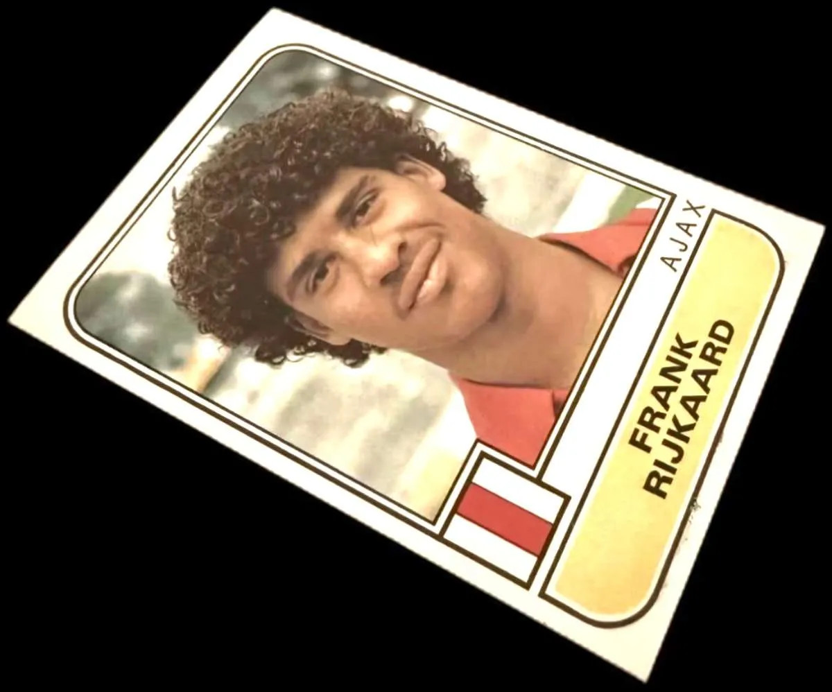 PANINI VOETBAL 82 FRANK RIJKAARD # 19 STICKER FIGURINE 1982 AC MILAN ROOKIE
