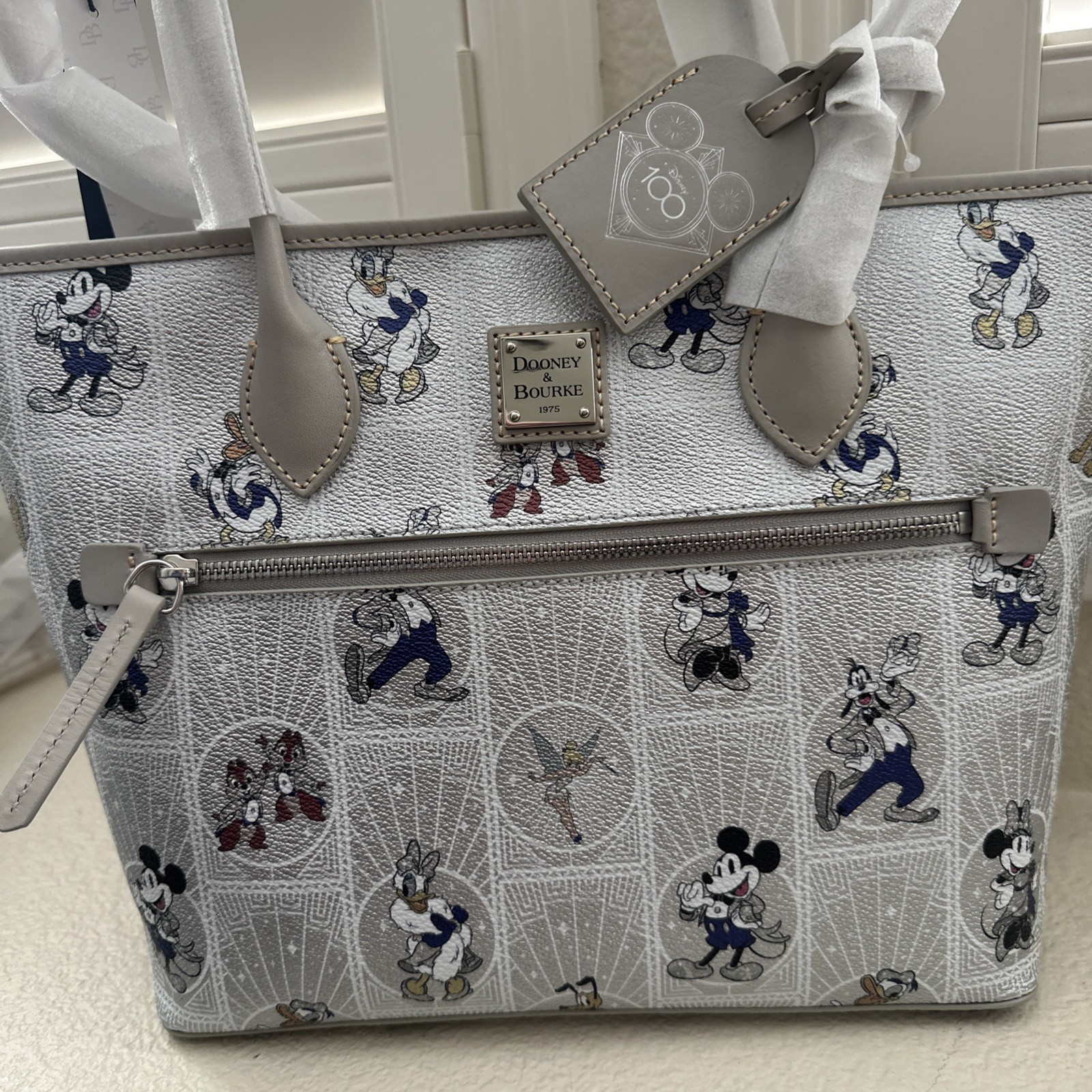 100th Anniversary Disney Dooney And Burke Platinum Tote RARE NWT Hard To Find 100th Anniversary Disney Dooney And Burke Platinum Tote RARE NWT Hard To Find