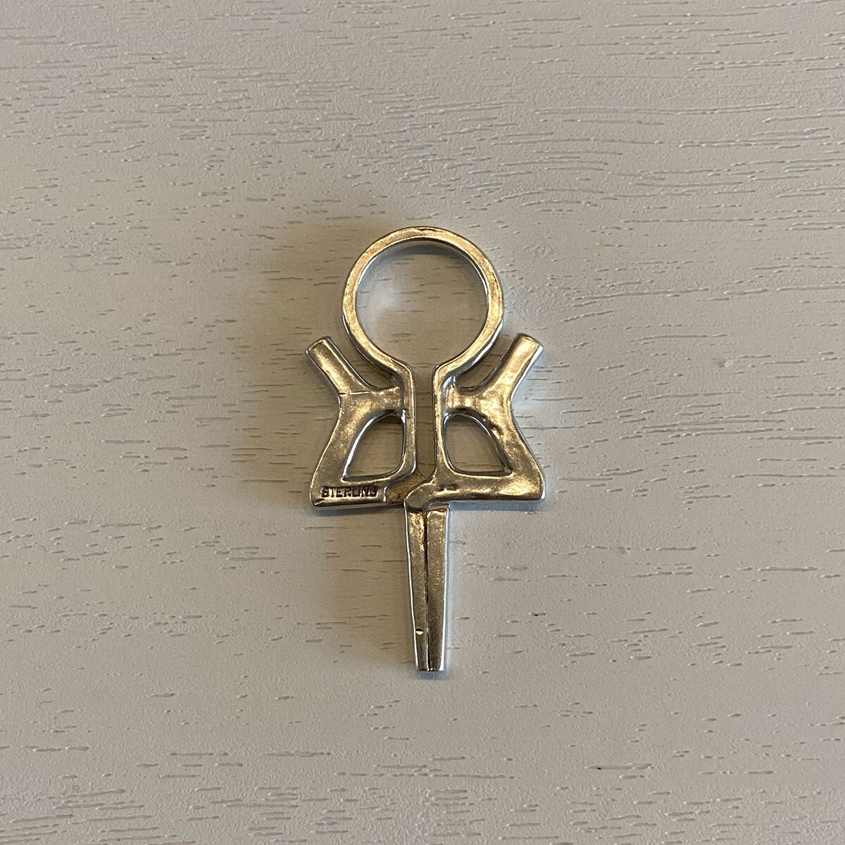Vtg Ankh Handmade Silver 60's Hippie 70s Disco Roach Clip Cigarette Holder sty4S Vtg Ankh Handmade Silver 60's Hippie 70s Disco Roach Clip Cigarette Holder sty4S