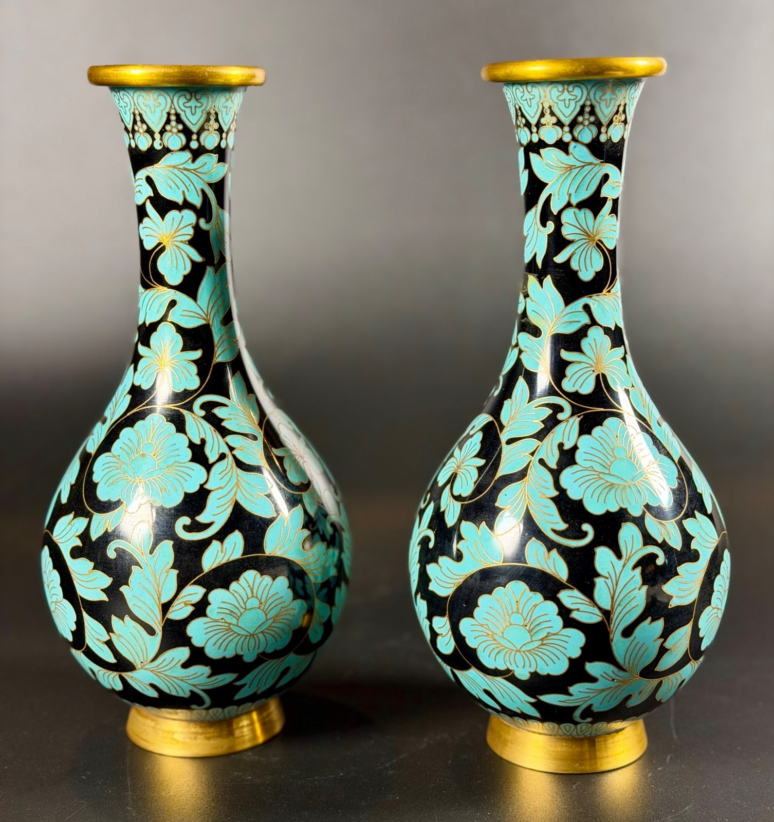 9" Pair Vintage Chinese Cloisonné Vases - Black & Turquoise Floral (Frid Estate) 9" Pair Vintage Chinese Cloisonné Vases - Black & Turquoise Floral (Frid Estate)
