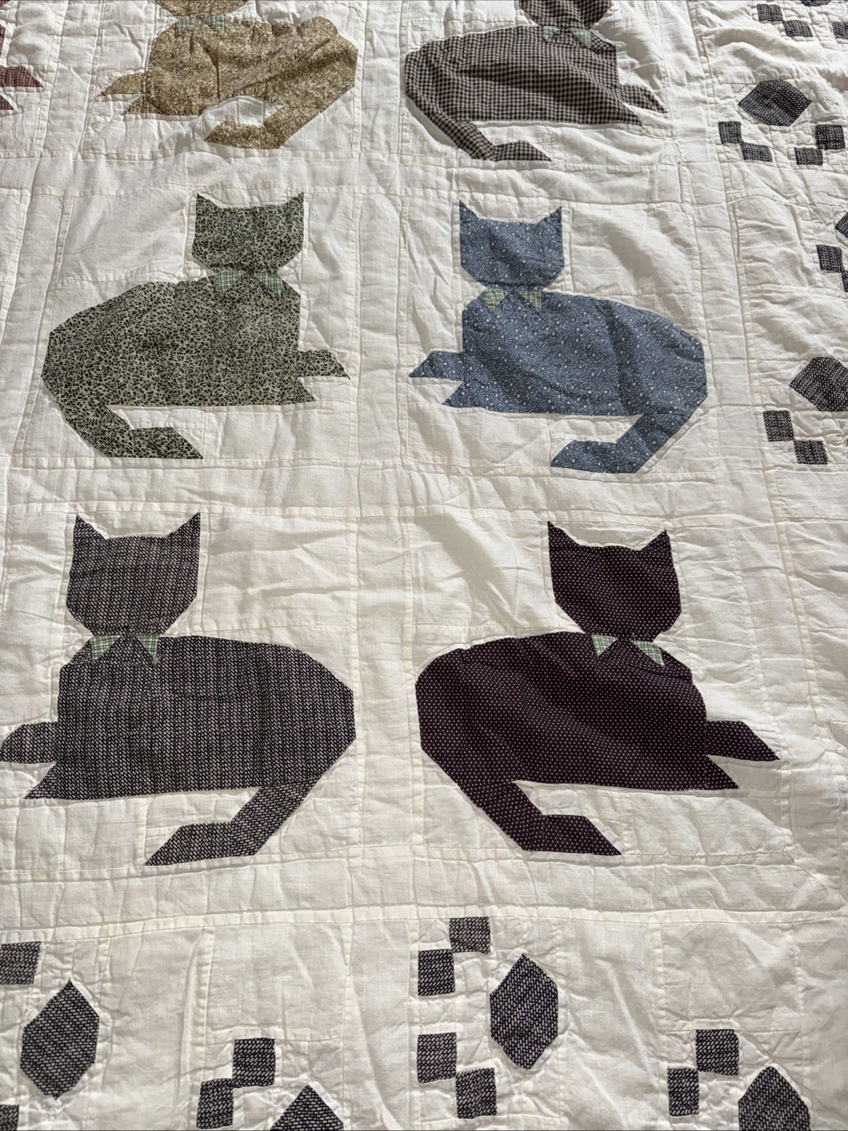 VTG JC Penney Patchwork Cat Kitty Paw Print Border Quilt 82x82” Hard To Find VTG JC Penney Patchwork Cat Kitty Paw Print Border Quilt 82x82” Hard To Find