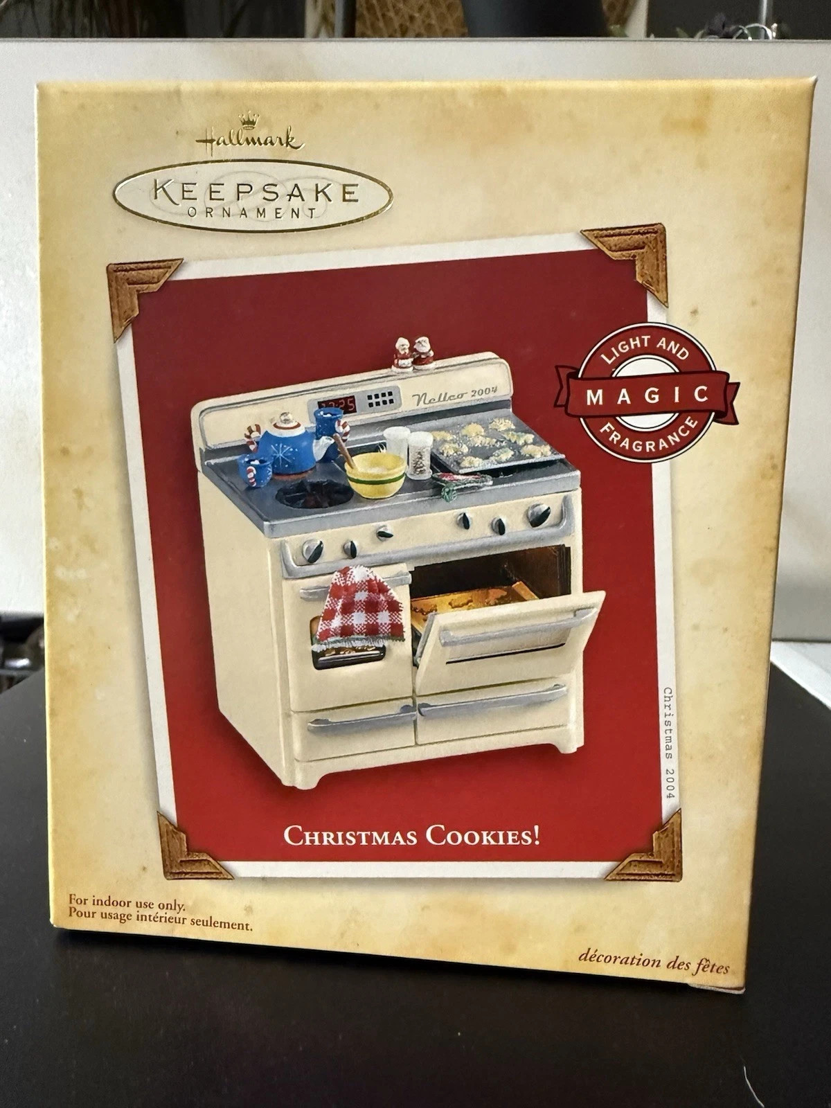 2004 Christmas Cookie (Kitchen) Hallmark Keepsake Ornament NIB-12-30-55 2004 Christmas Cookie (Kitchen) Hallmark Keepsake Ornament NIB-12-30-55