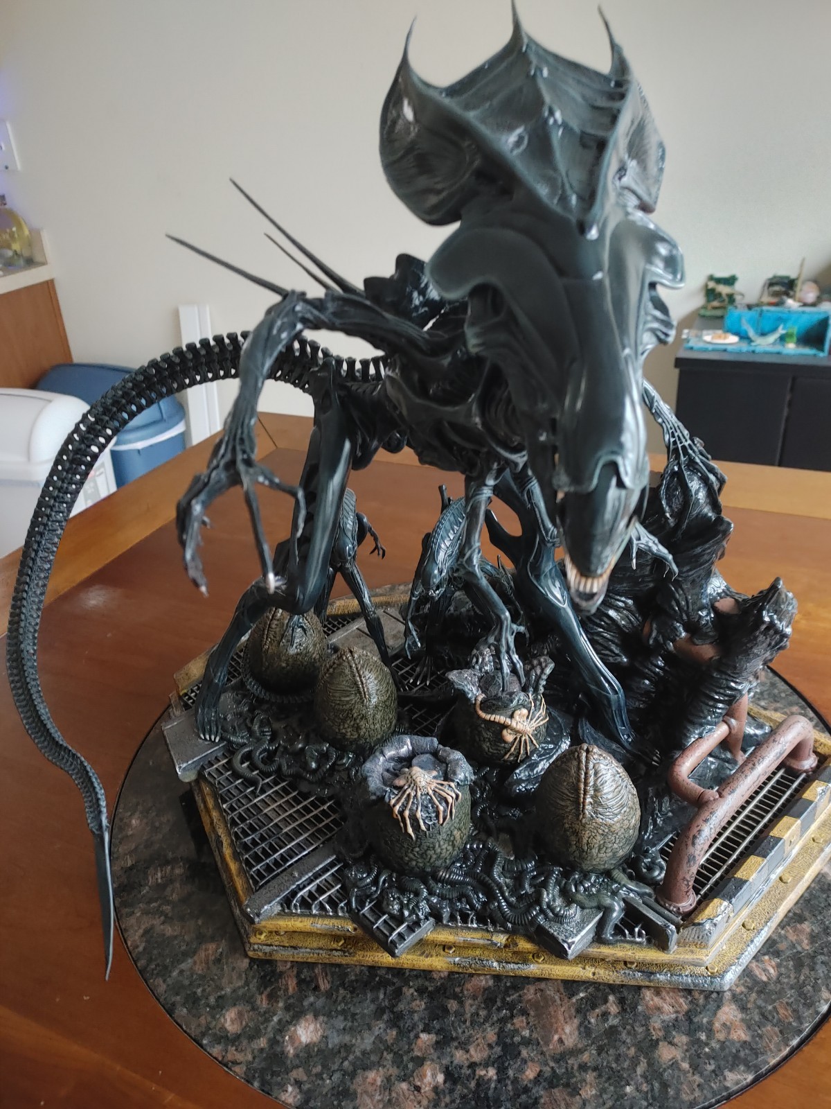 Sideshow Collectibles Alien Queen Maquette #95/1250 Sideshow Collectibles Alien Queen Maquette #95/1250