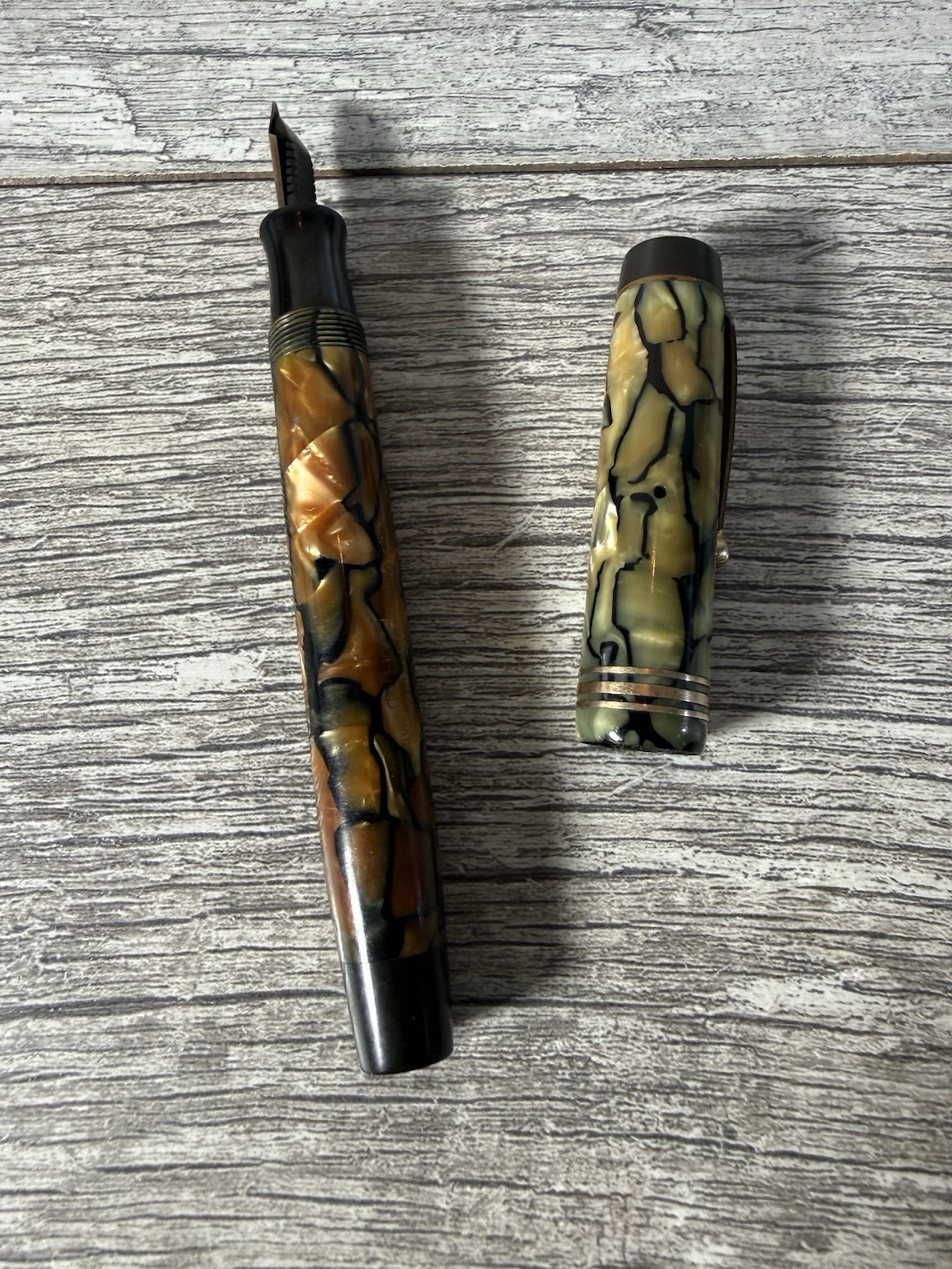 Vintage Parker Duofold Marbled Pat. Fountain Pen