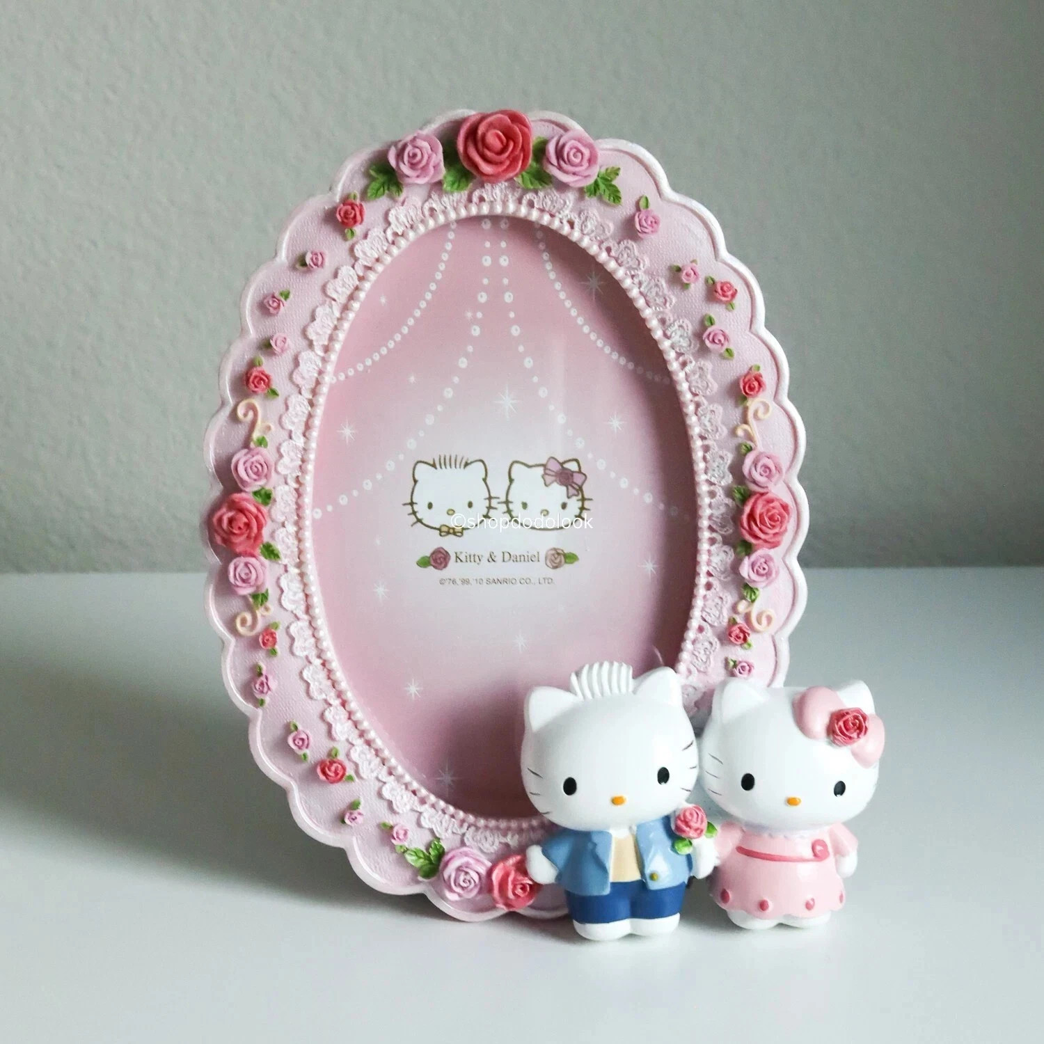 Vintage Sanrio Hello Kitty Dear Daniel Wedding Rose Photo Frame 9'Hx6.5"W Vintage Sanrio Hello Kitty Dear Daniel Wedding Rose Photo Frame 9'Hx6.5"W