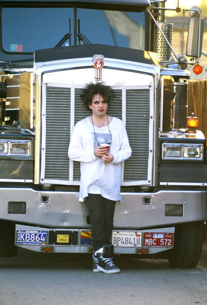 Robert Smith lead singer guitarist multi instrumentalist lyricist  - Old Photo 2