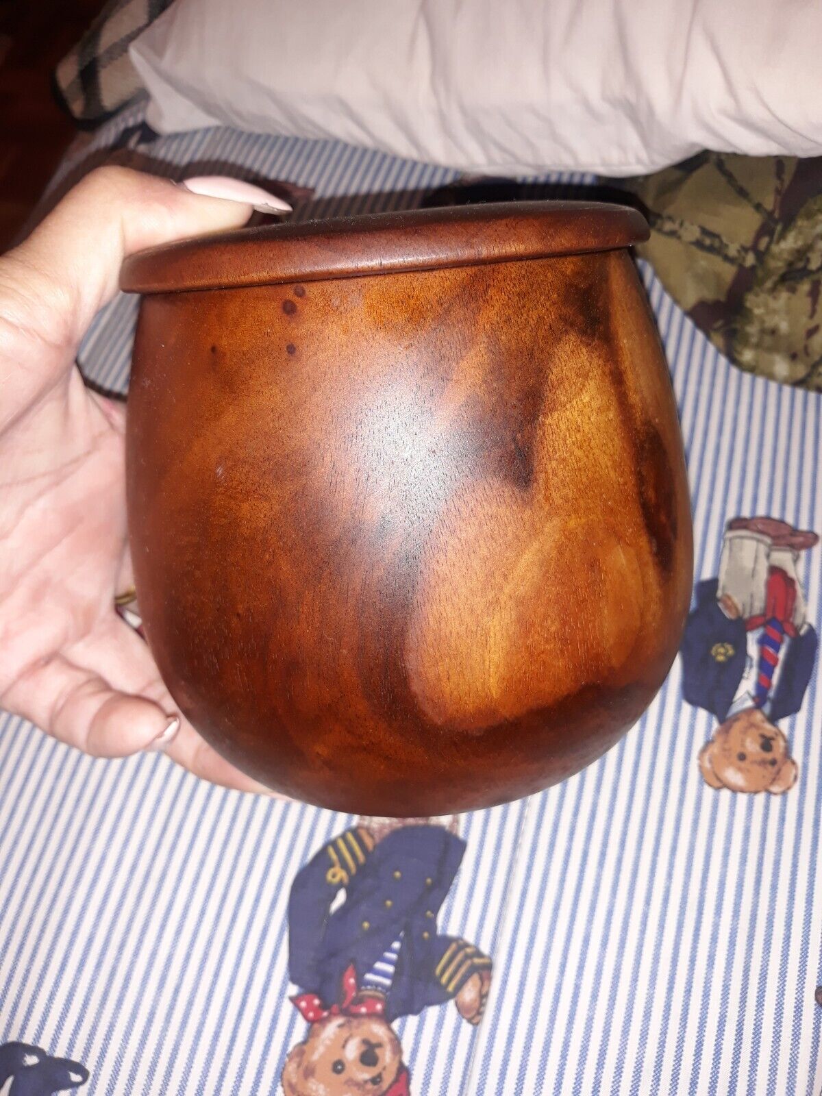 Vintage Hawaiian Milo Wood Bowl With Lid 4” x 5” artist Dan De Luz  pls read