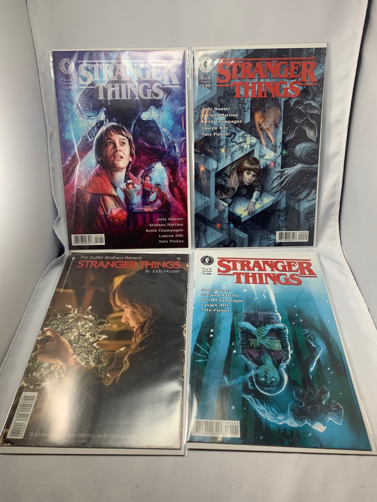 STRANGER THINGS LOT #1 x2, #2 x2 - Variants Dark Horse Netflix Duffer