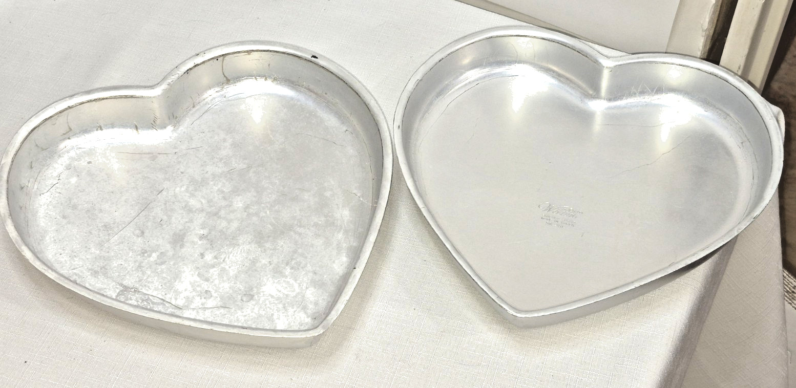 Vintage Wilton Lot 2 Heart Shaped Cake Pans Molds 1971 Aluminum #502-951--9.5" Vintage Wilton Lot 2 Heart Shaped Cake Pans Molds 1971 Aluminum #502-951--9.5"