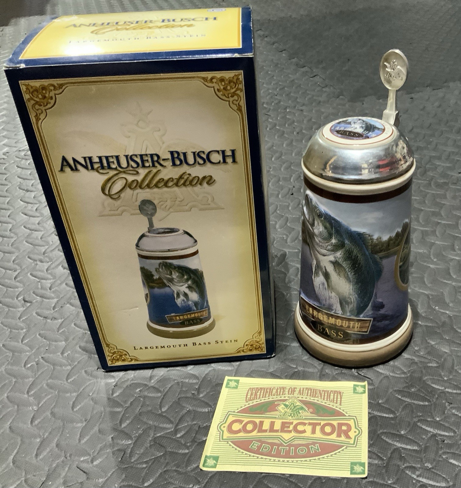 2004 Anheuser-Busch Beer Fishing Stein Largemouth Bass With Box & COA