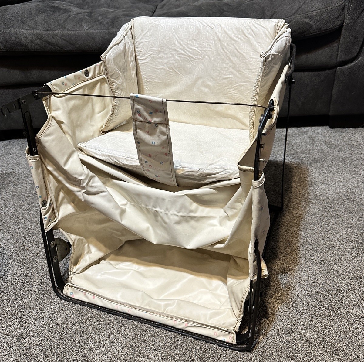 RARE vtg baby travel heir 1950s Car Safety seat bed In Box Mats DISPLAY USE ONLY RARE vtg baby travel heir 1950s Car Safety seat bed In Box Mats DISPLAY USE ONLY
