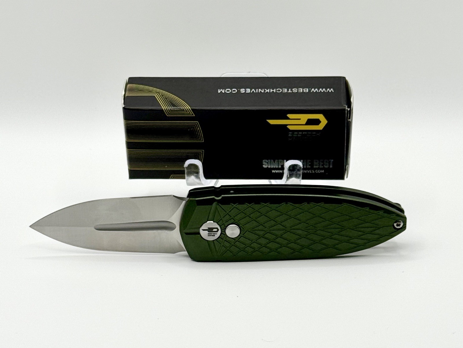 Bestech Knives Ququ Folding Knife 2.25" Black 14C28N Green handle with diamonds Bestech Knives Ququ Folding Knife 2.25" Black 14C28N Green handle with diamonds