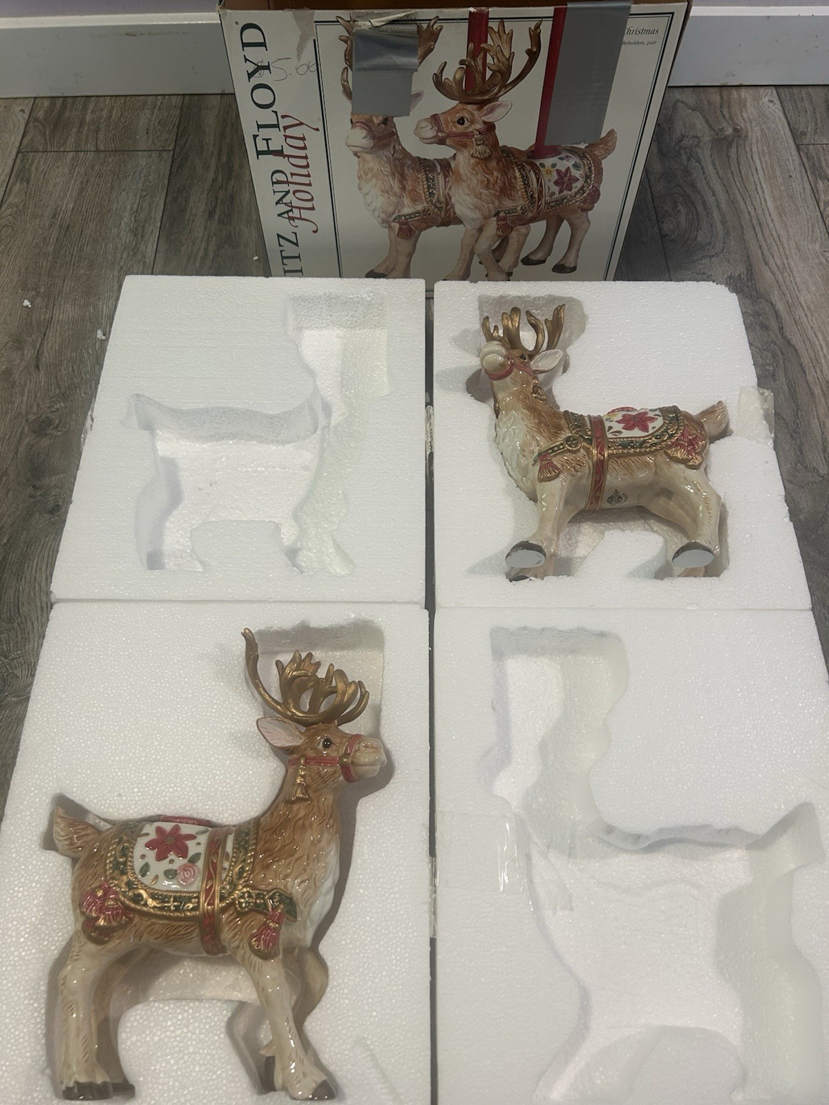 "FITZ & FLOYD" Magnificent Pair of Reindeer Christmas Candlesticks from 2003 "FITZ & FLOYD" Magnificent Pair of Reindeer Christmas Candlesticks from 2003