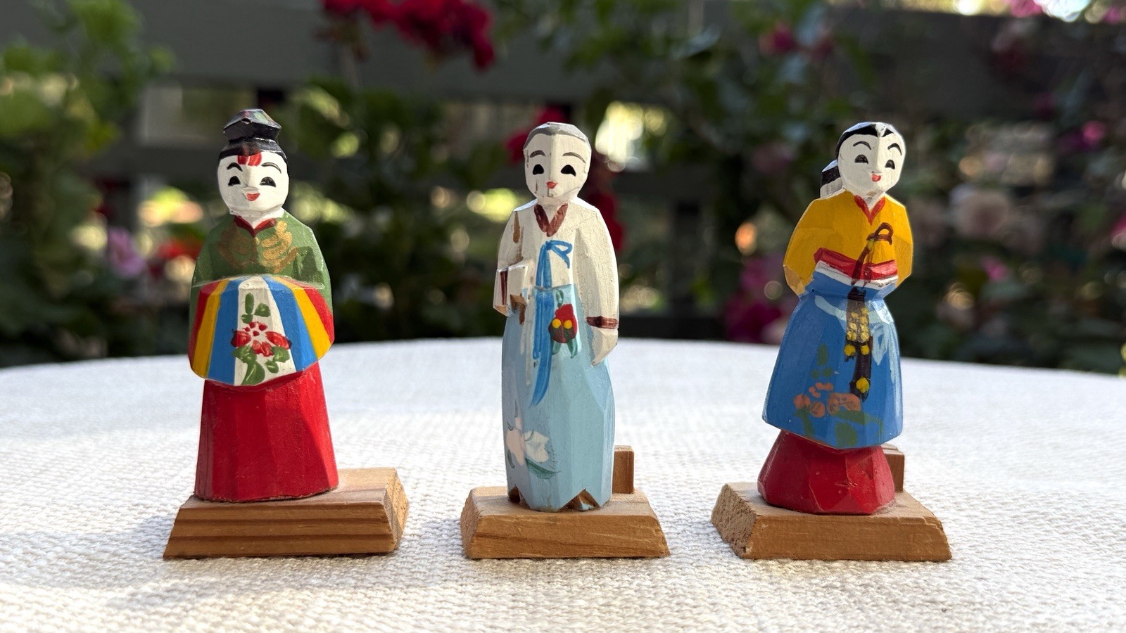 Vintage Korean Wooden Folk Art Figurines Place Card Holders Hanbok Set of 3 Vintage Korean Wooden Folk Art Figurines Place Card Holders Hanbok Set of 3