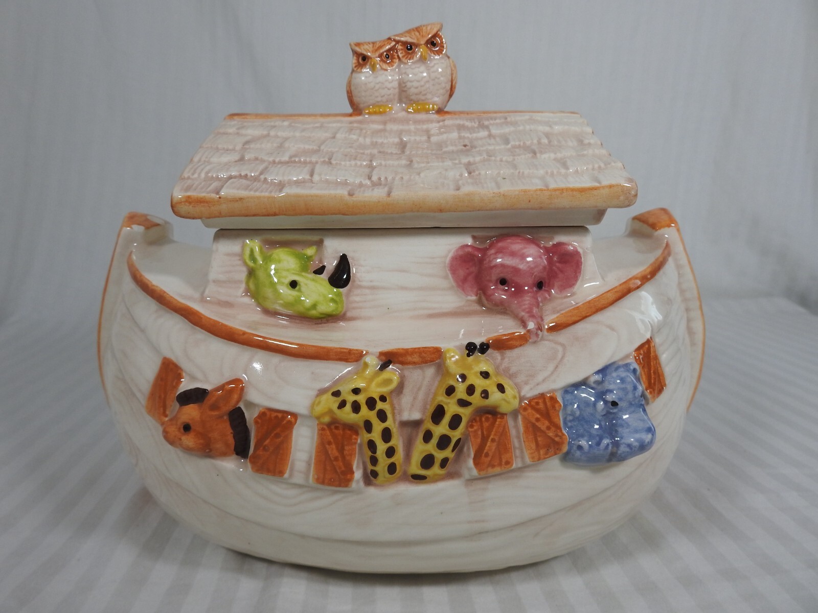Vintage 1970-1960's Treasure Craft Ceramic Noah's Ark Cookie Jar. Made in USA. Vintage 1970-1960's Treasure Craft Ceramic Noah's Ark Cookie Jar. Made in USA.