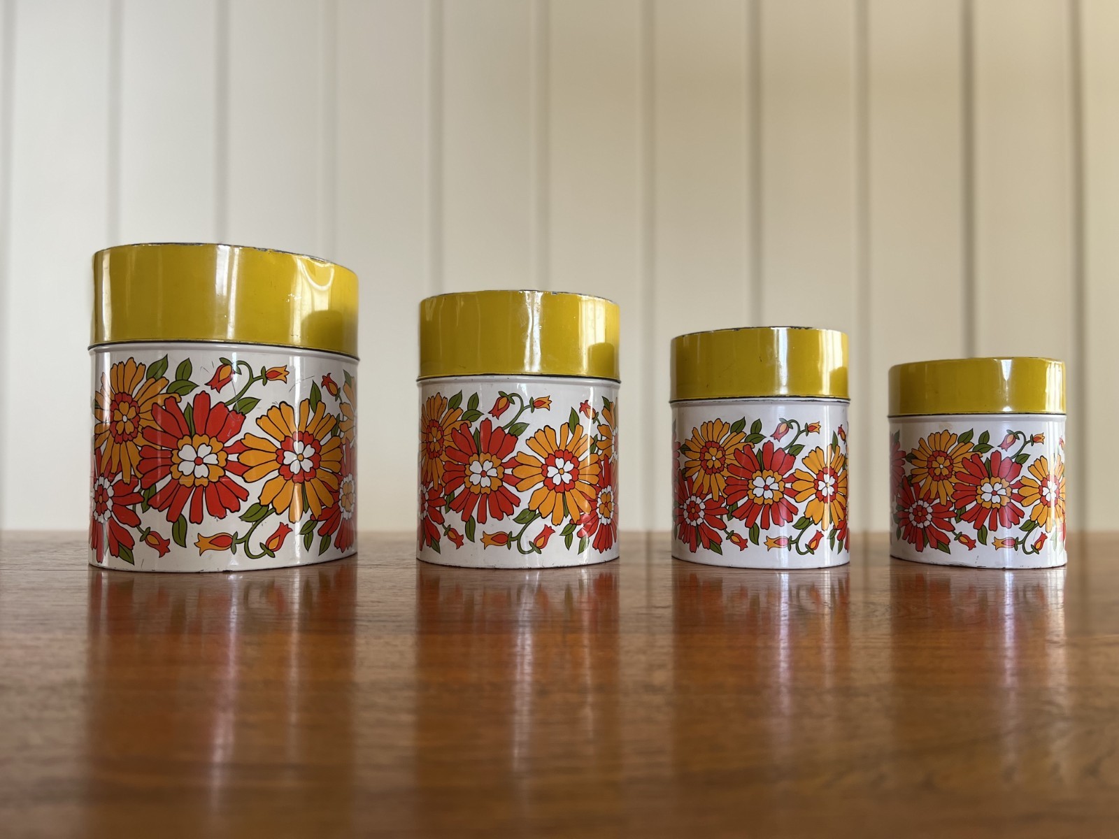 Vintage 1960s-1970s Yellow, Orange And Green Flower Nesting Canisters Rare Vintage 1960s-1970s Yellow, Orange And Green Flower Nesting Canisters Rare