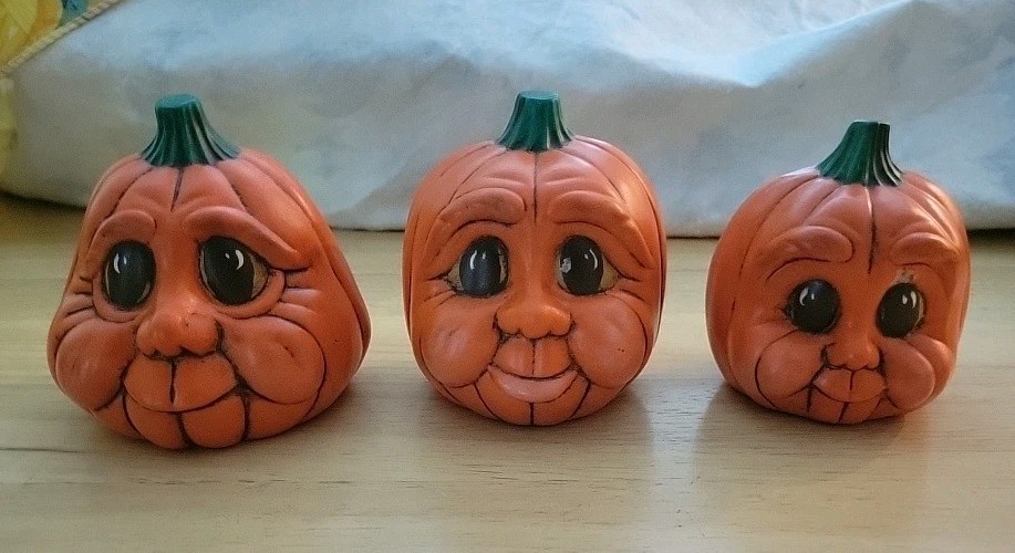 Anthropomorphic Set of 3 Ceramic Pumpkins Halloween Figurines-NOT Remakes 1989 Anthropomorphic Set of 3 Ceramic Pumpkins Halloween Figurines-NOT Remakes 1989