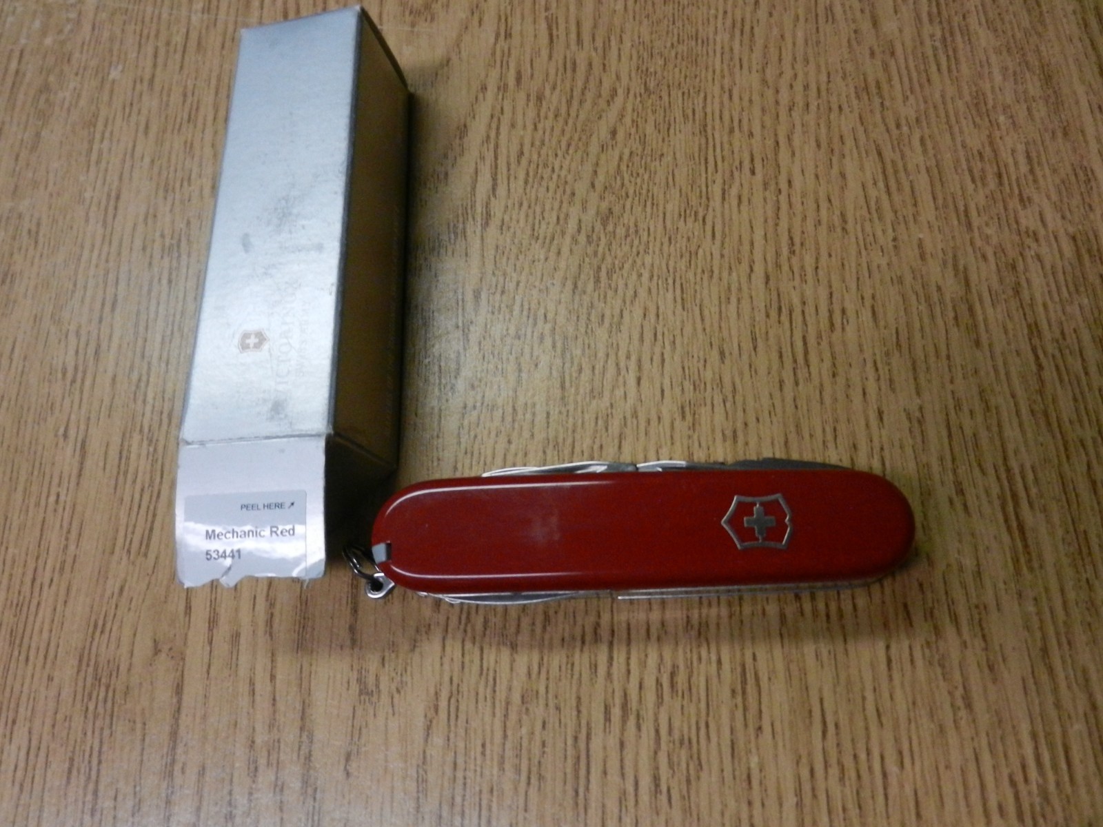 Victorinox Swiss army Mechanic Red Pocket Knife W/Box Model 53441 Unused