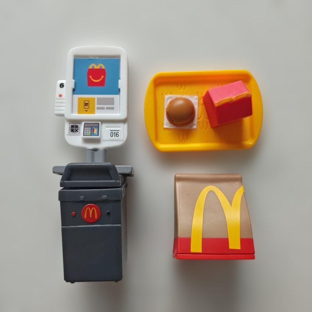 Mcdonald’s Happy Set Prize Rare Fast Food Model Limited Edition VHTF Hobby Acces Mcdonald’s Happy Set Prize Rare Fast Food Model Limited Edition VHTF Hobby Acces