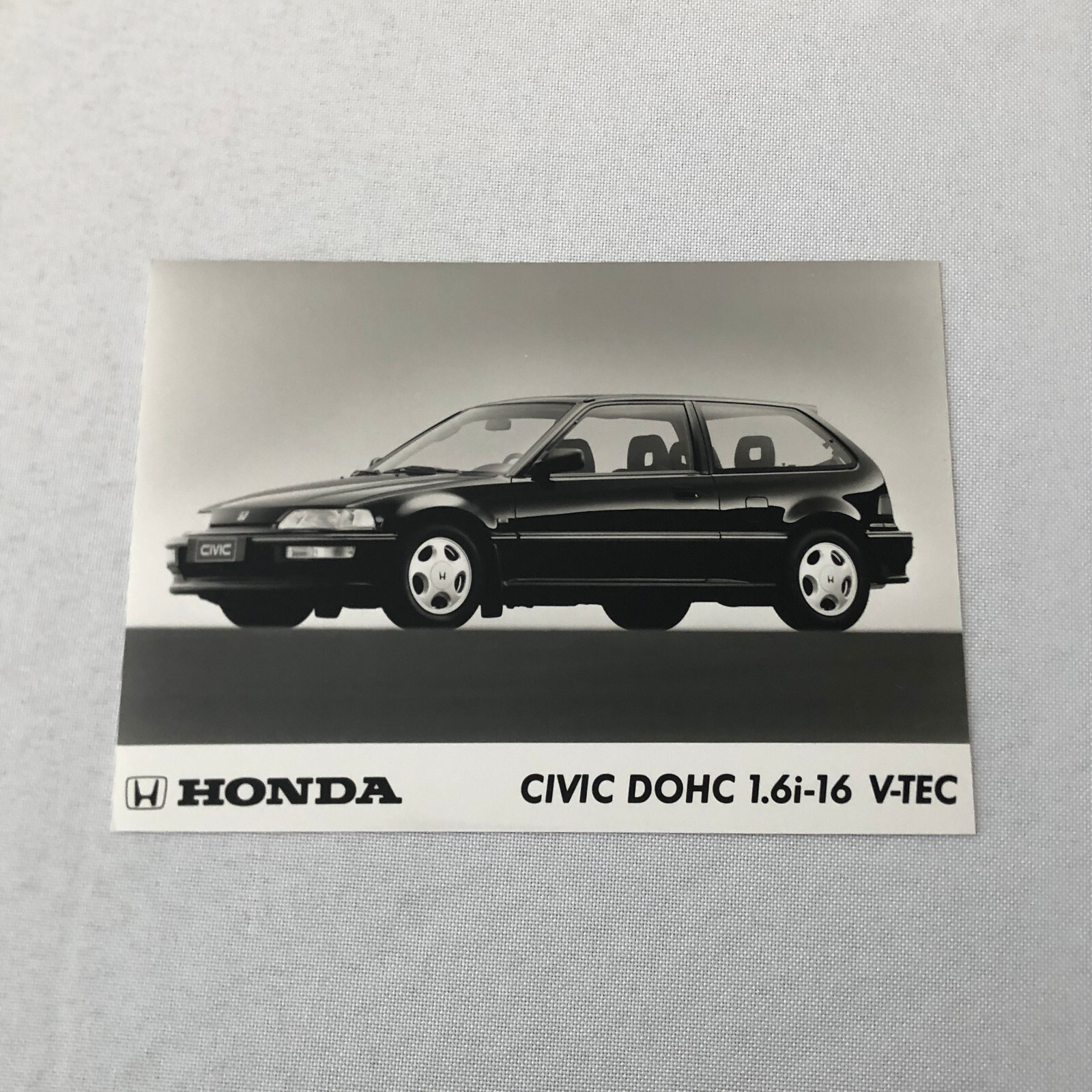 Honda Civic DOHC VTEC Car Factory Press Photo Photograph Print Honda Civic DOHC VTEC Car Factory Press Photo Photograph Print