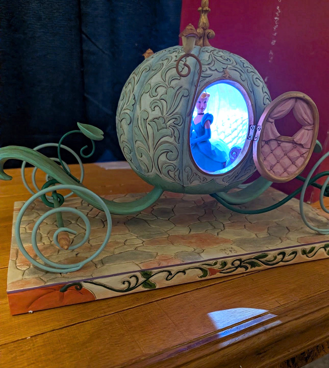 Enesco Disney Cinderella "Enchanted Carriage" Figurine 6007055 11.5"