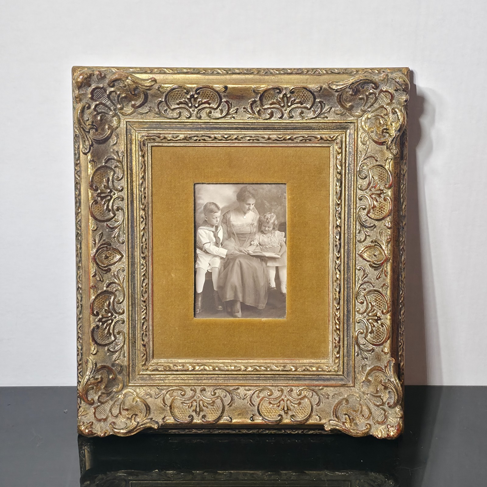 Antique Victorian Ornate Gilt Gesso Deep Portrait Frame Velvet Mat 13x15 Antique Victorian Ornate Gilt Gesso Deep Portrait Frame Velvet Mat 13x15