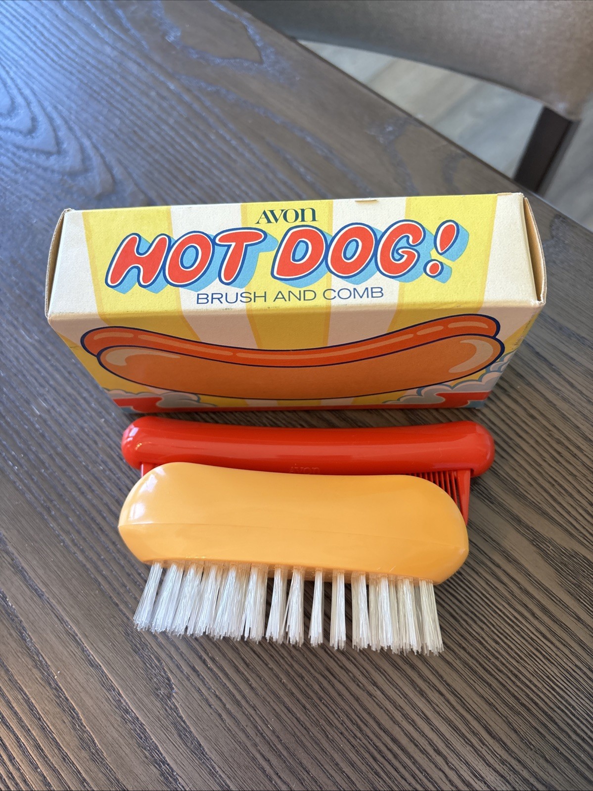 Vintage Avon Hot Dog Brush and Comb Set 1970s New with Box