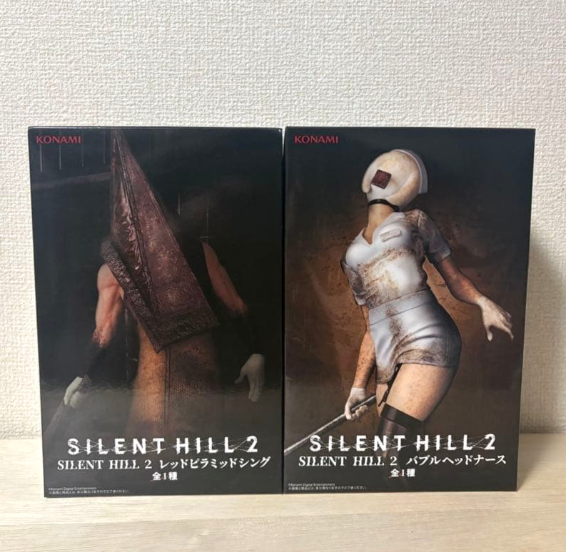 SILENT HILL 2 Red Pyramid Thing & Bubble Head Nurse Figure Set Konami Japan New SILENT HILL 2 Red Pyramid Thing & Bubble Head Nurse Figure Set Konami Japan New