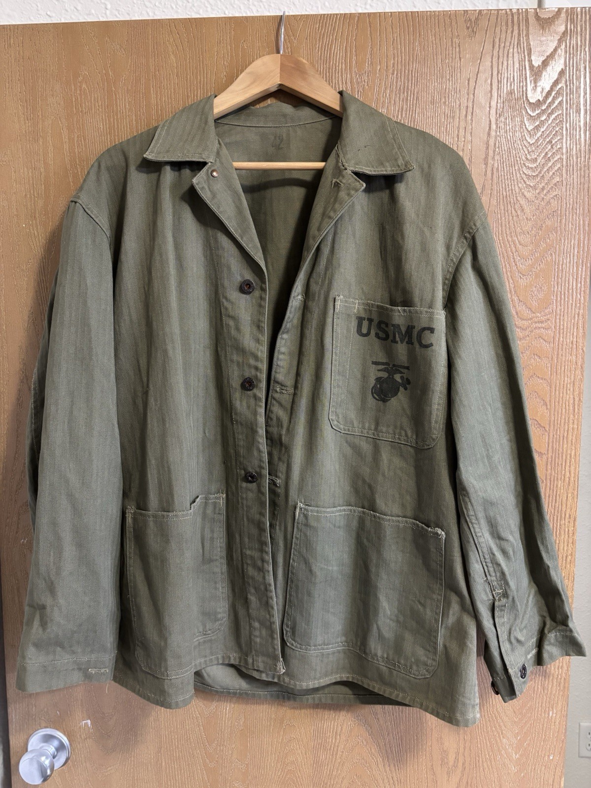 WW2 USMC Rare P42 HBT Combat Jacket Near Mint Condition WW2 USMC Rare P42 HBT Combat Jacket Near Mint Condition