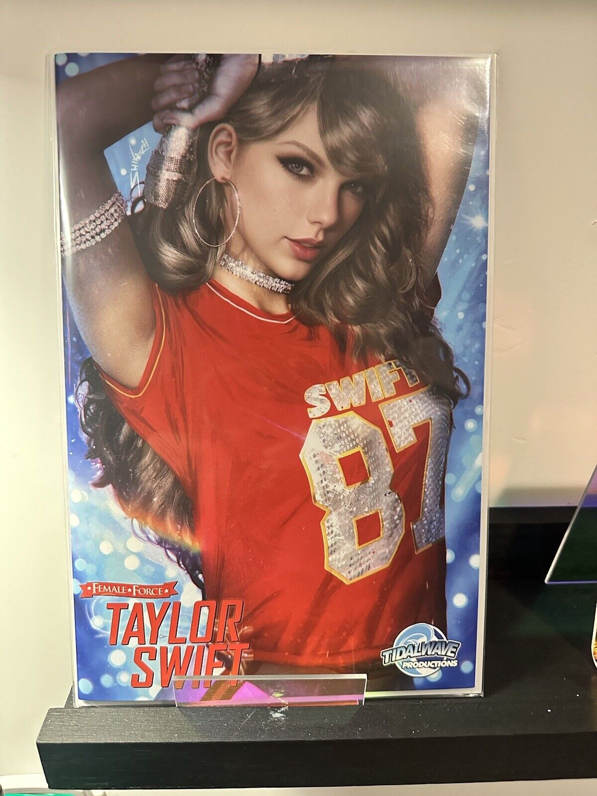 Female Force: Taylor Swift #1 Shikarii Kansas City Chiefs Jersey Variant W/COA