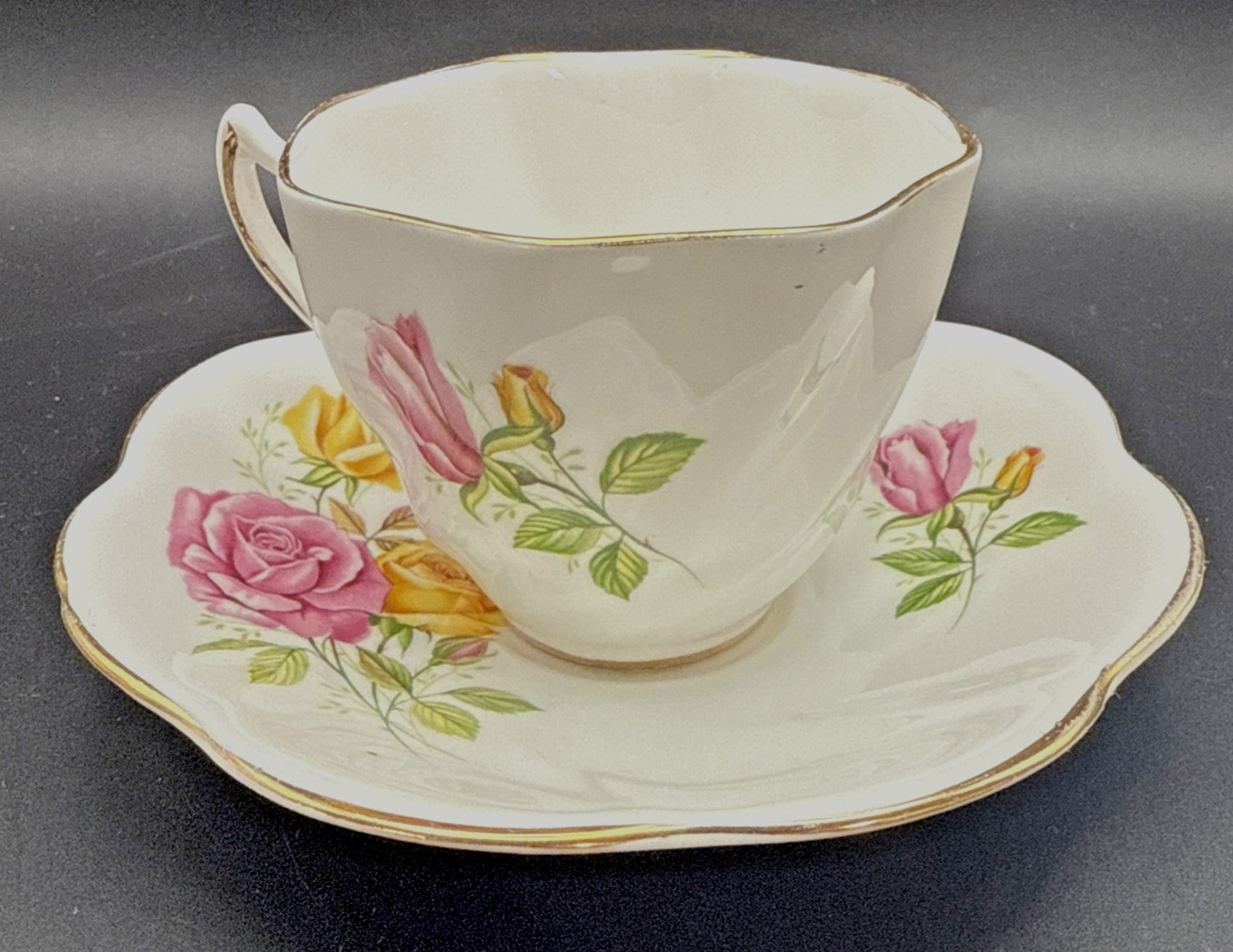Teacup & Saucer VTG Royal Stuart England Fine Bone China Floral Roses gold trim Teacup & Saucer VTG Royal Stuart England Fine Bone China Floral Roses gold trim