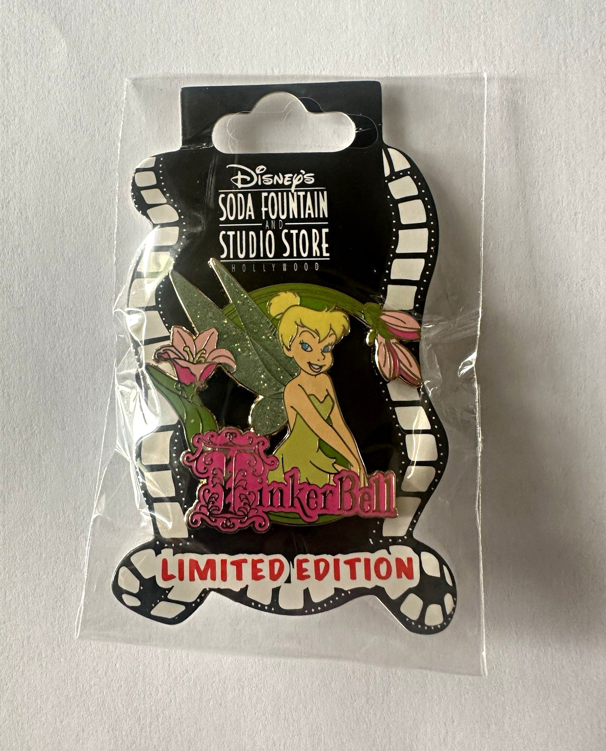 Disney Tinker Bell Glitter Limited Edition Pin - Soda Fountain Hollywood Disney Tinker Bell Glitter Limited Edition Pin - Soda Fountain Hollywood
